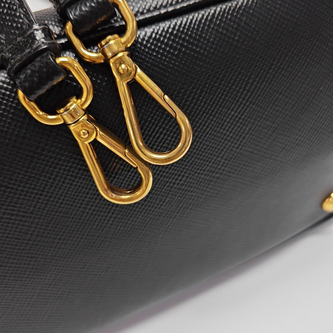 Double Medium Calfskin Black