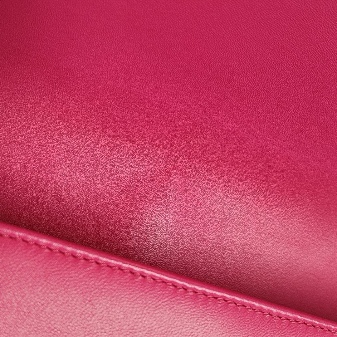 BOY CHANEL Medium Quilted Red