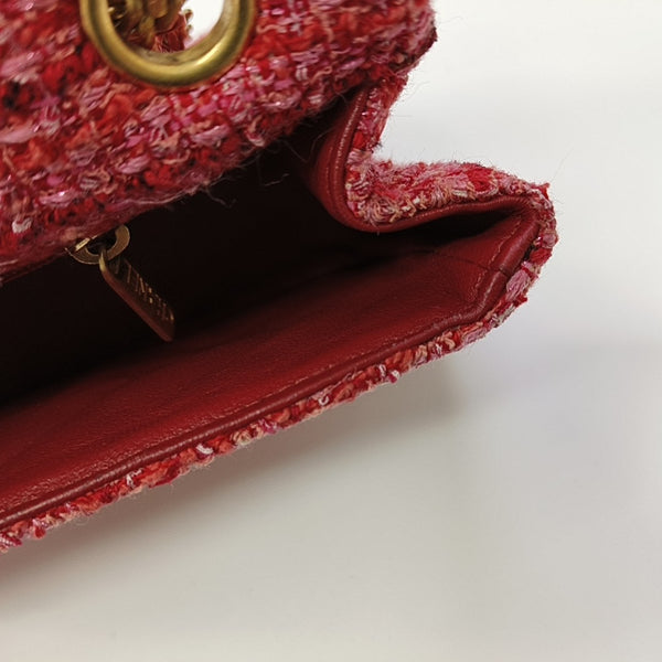2.55 WOC Quilted Fabric Red