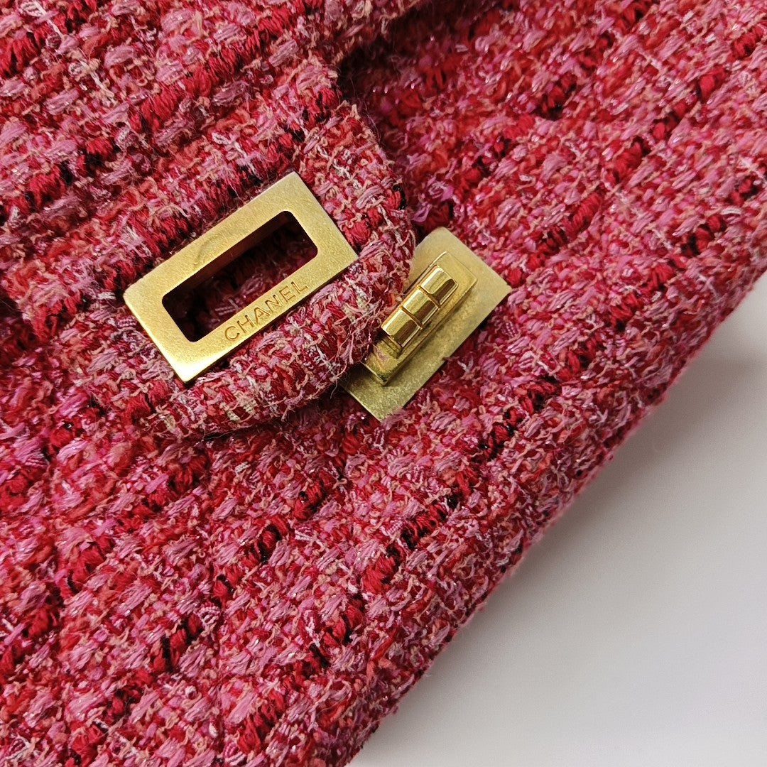 2.55 WOC Quilted Fabric Red