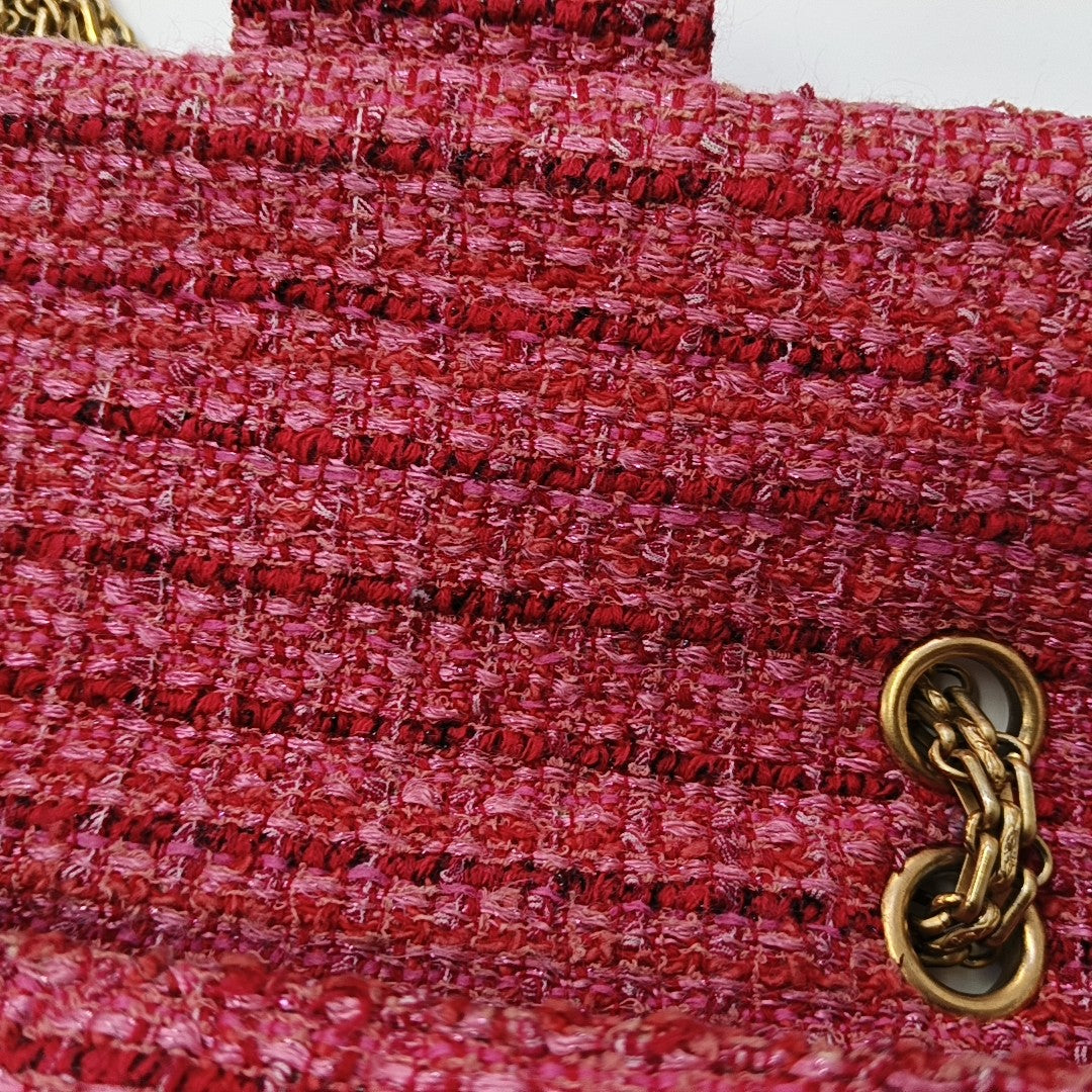 2.55 WOC Quilted Fabric Red