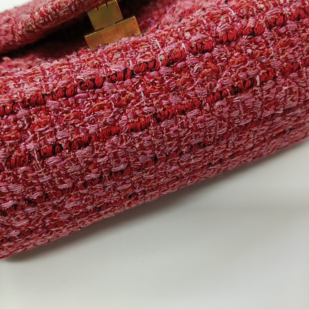 2.55 WOC Quilted Fabric Red
