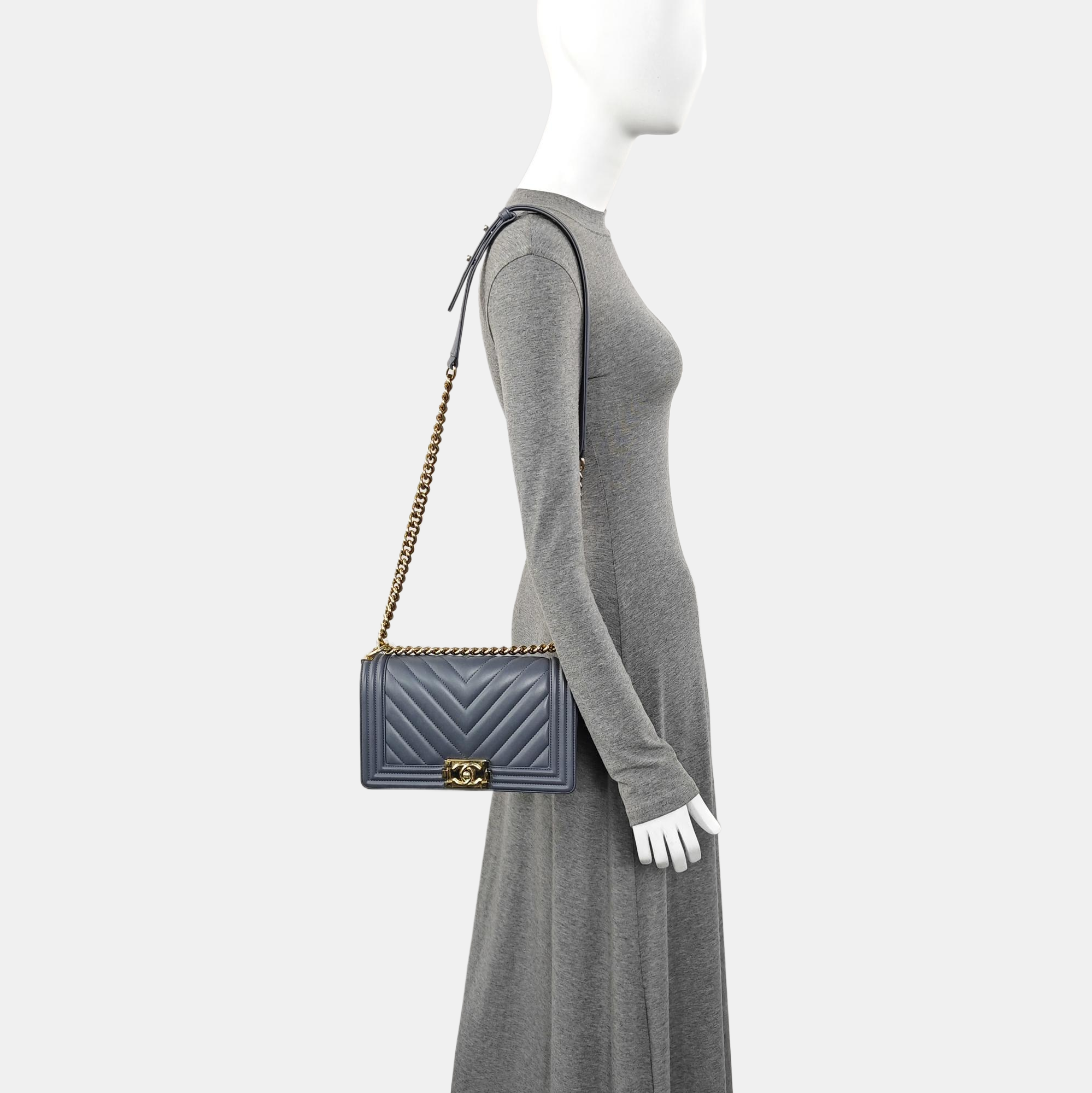 BOY CHANEL Medium Chevron Calfskin Blue