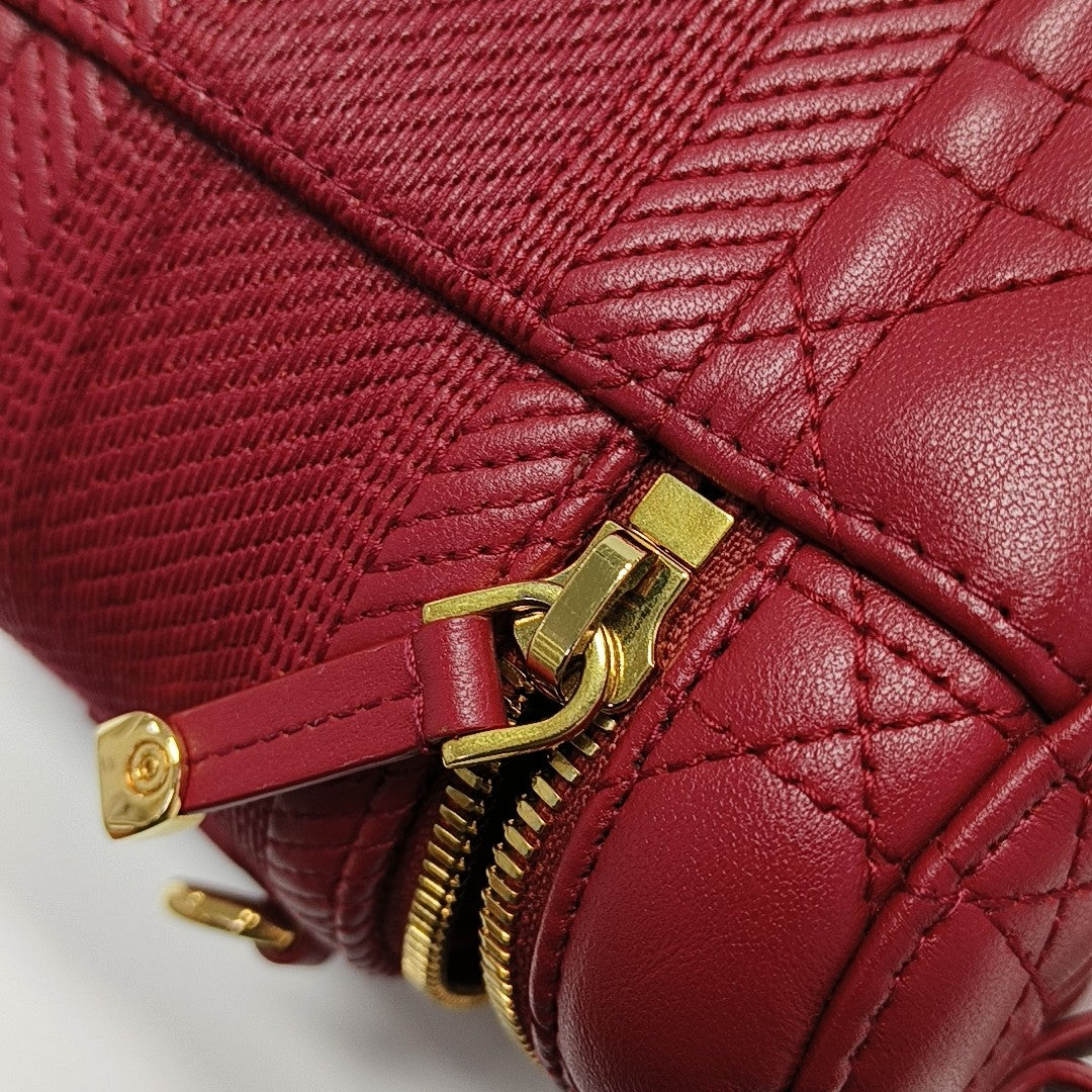 Travel Vanity Small Cannage Lambskin Red