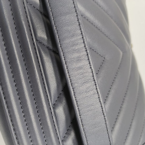 BOY CHANEL Medium Chevron Calfskin Blue
