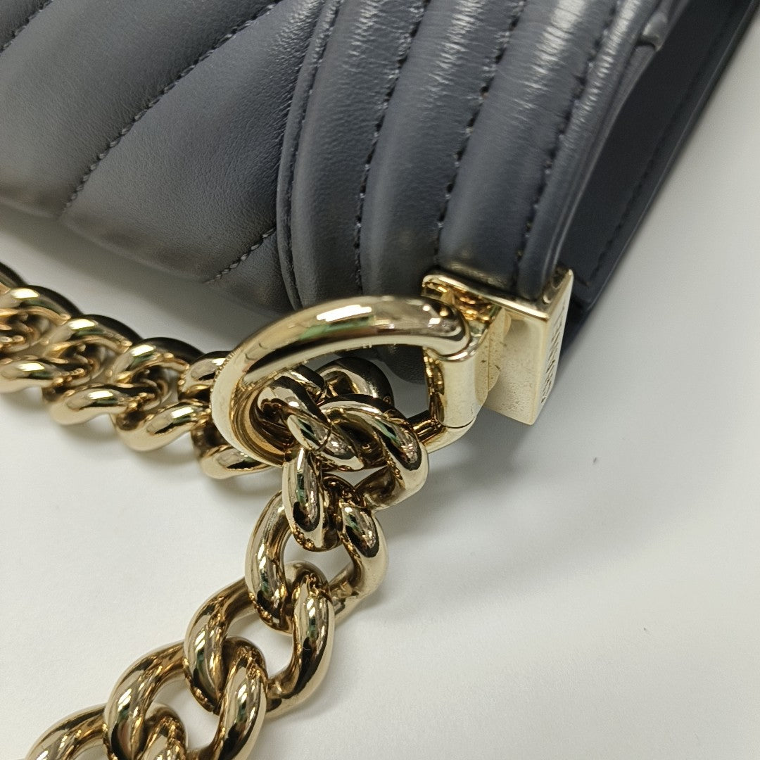 BOY CHANEL Medium Chevron Calfskin Blue