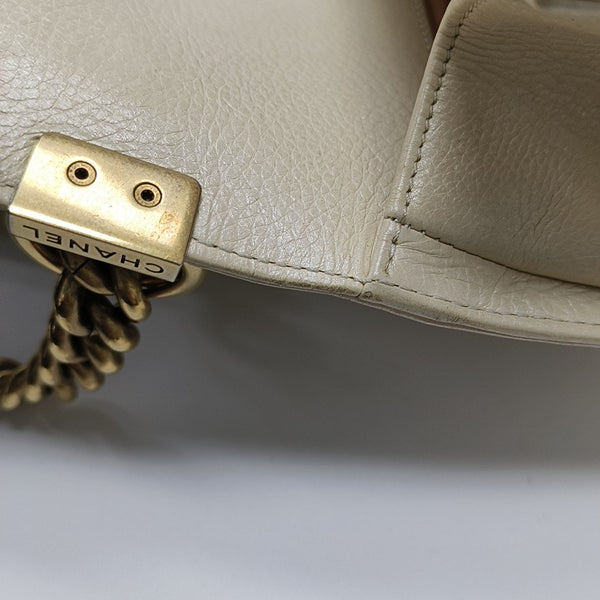 BOY CHANEL Medium Quilted Calfskin White