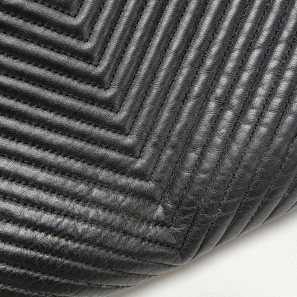 BOY CHANEL Medium Chevron Lambskin Black