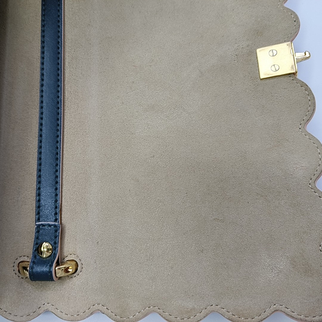 Kan I Medium Calfskin Green