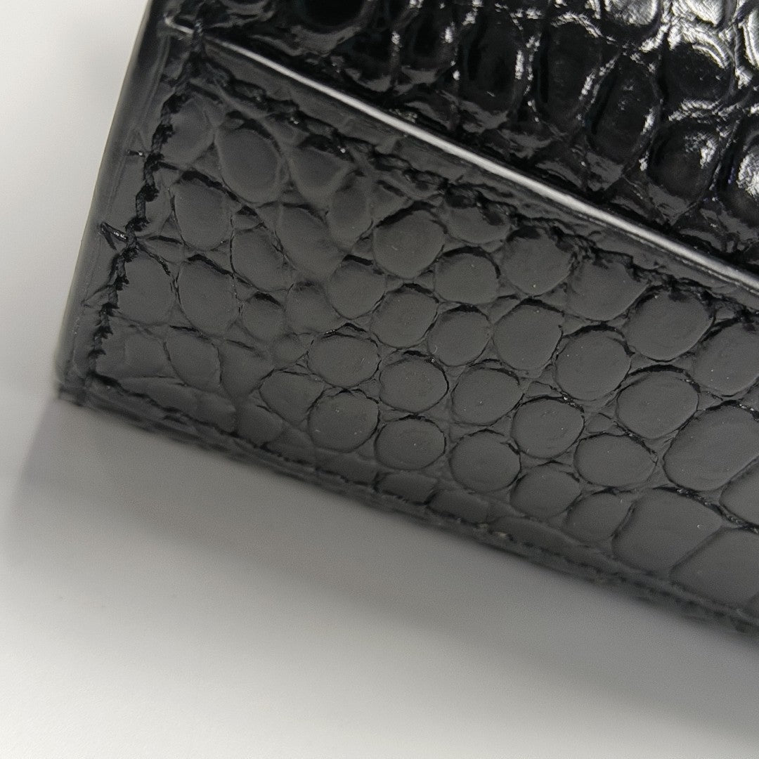 MANHATTAN Small Calfskin Black