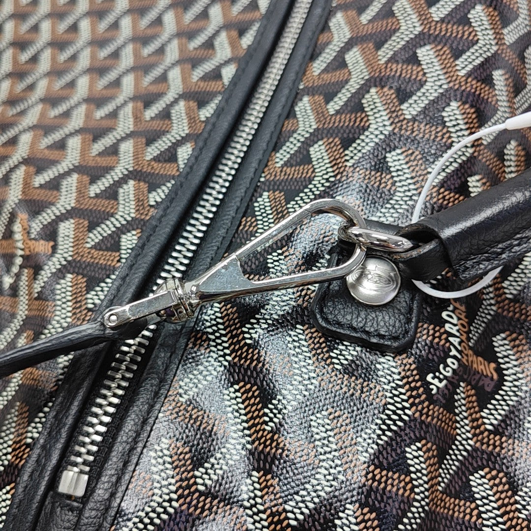 Saint Léger Coated Canvas Black