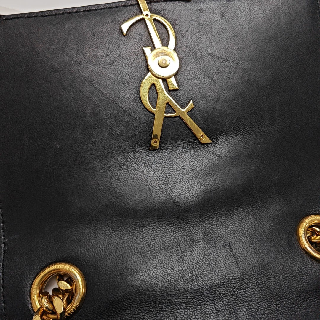VICKY Small Quilted Lambskin Black