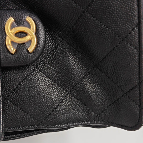 CHANEL 25 Medium Quilted Calfskin Black