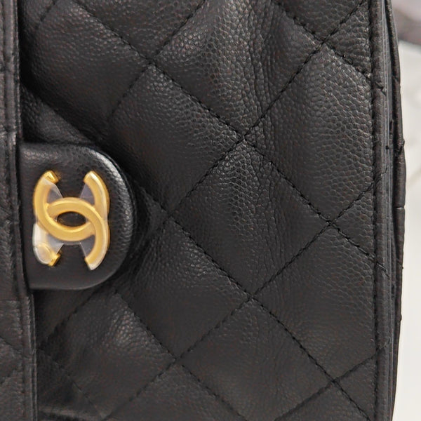 CHANEL 25 Medium Quilted Calfskin Black
