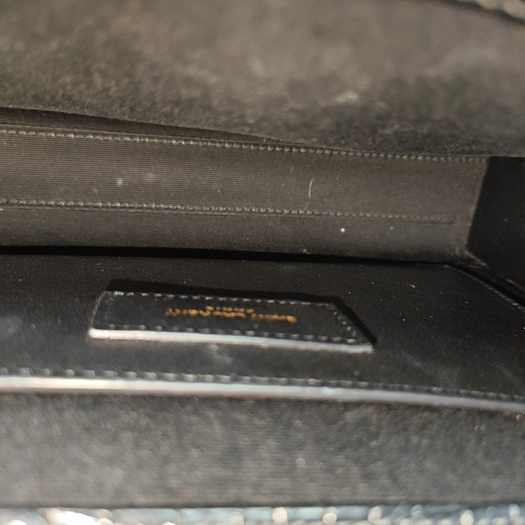 MANHATTAN Small Calfskin Black