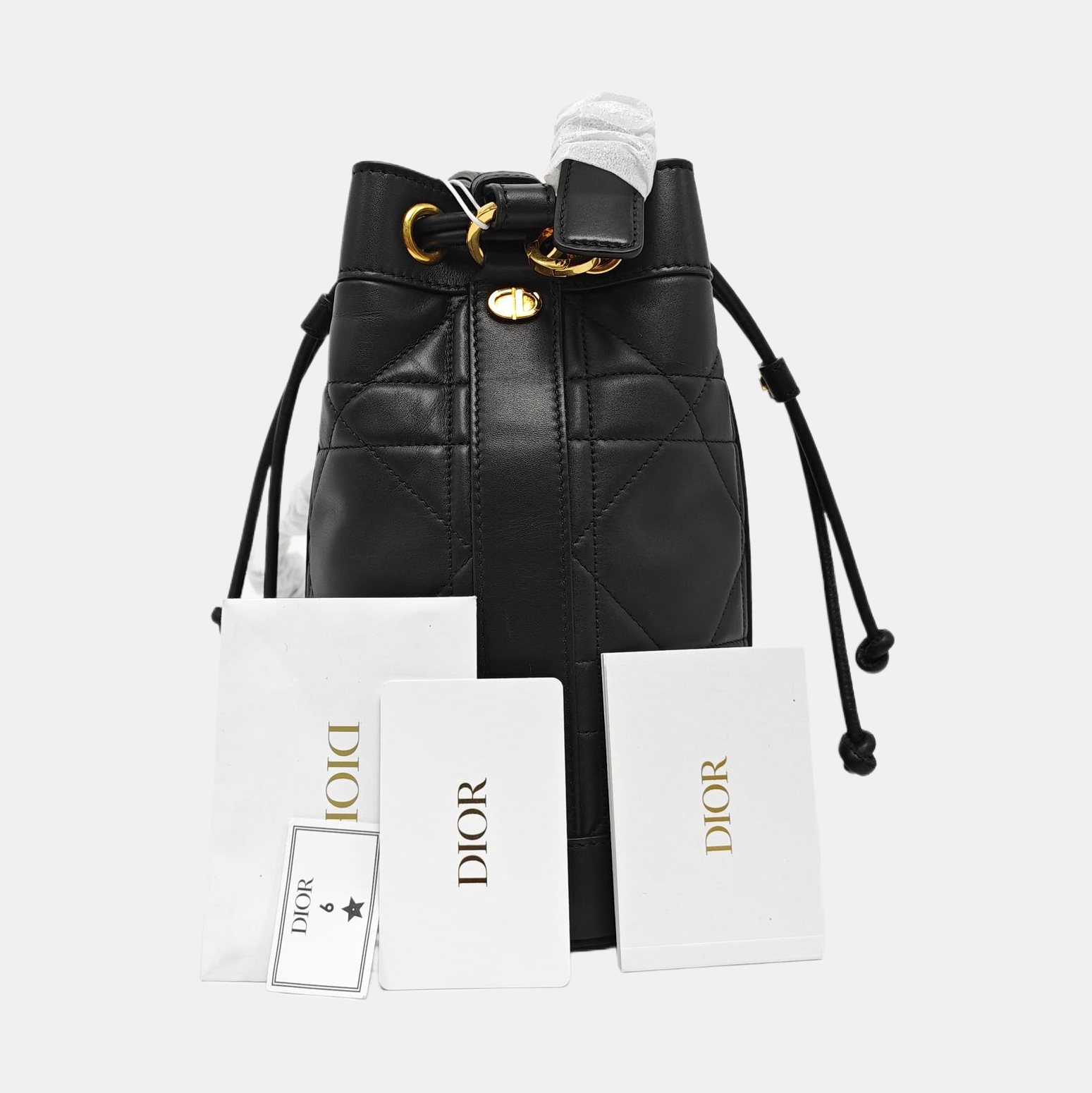 Drawstring Cannage Calfskin Black