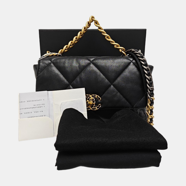 CHANEL 19 Medium Quilted Lambskin Black