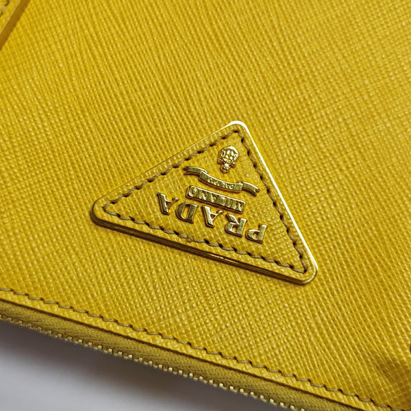 Galleria Large Saffiano Calfskin Yellow