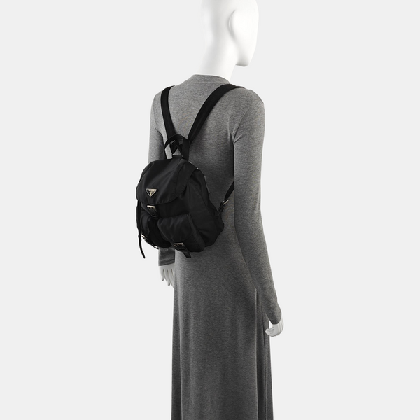 Vela Small Nylon Black