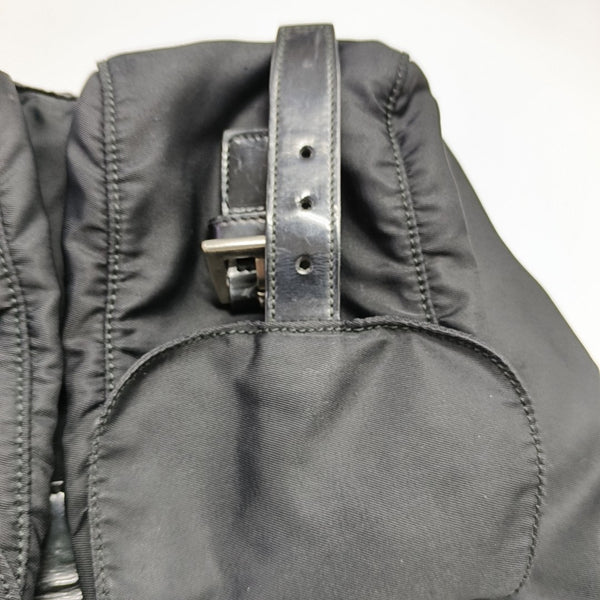 Vela Small Nylon Black
