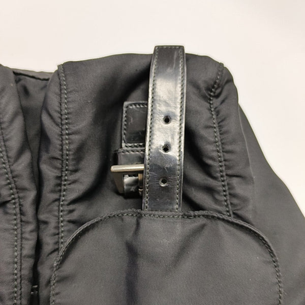 Vela Small Nylon Black