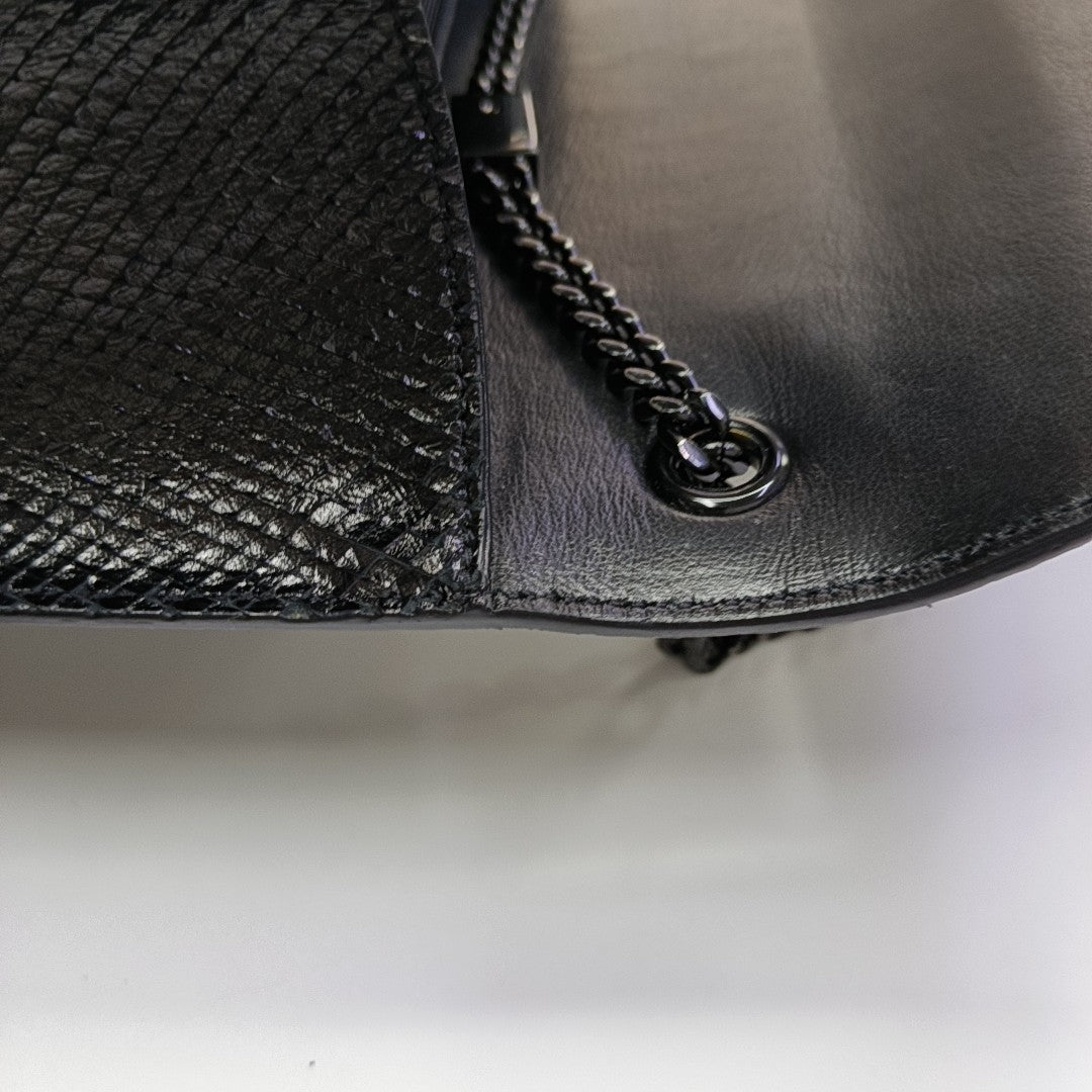 KATE Medium Python Black