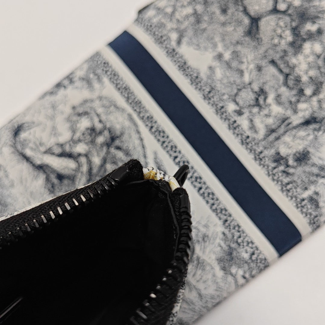 Travel Vanity Large Canvas Blue