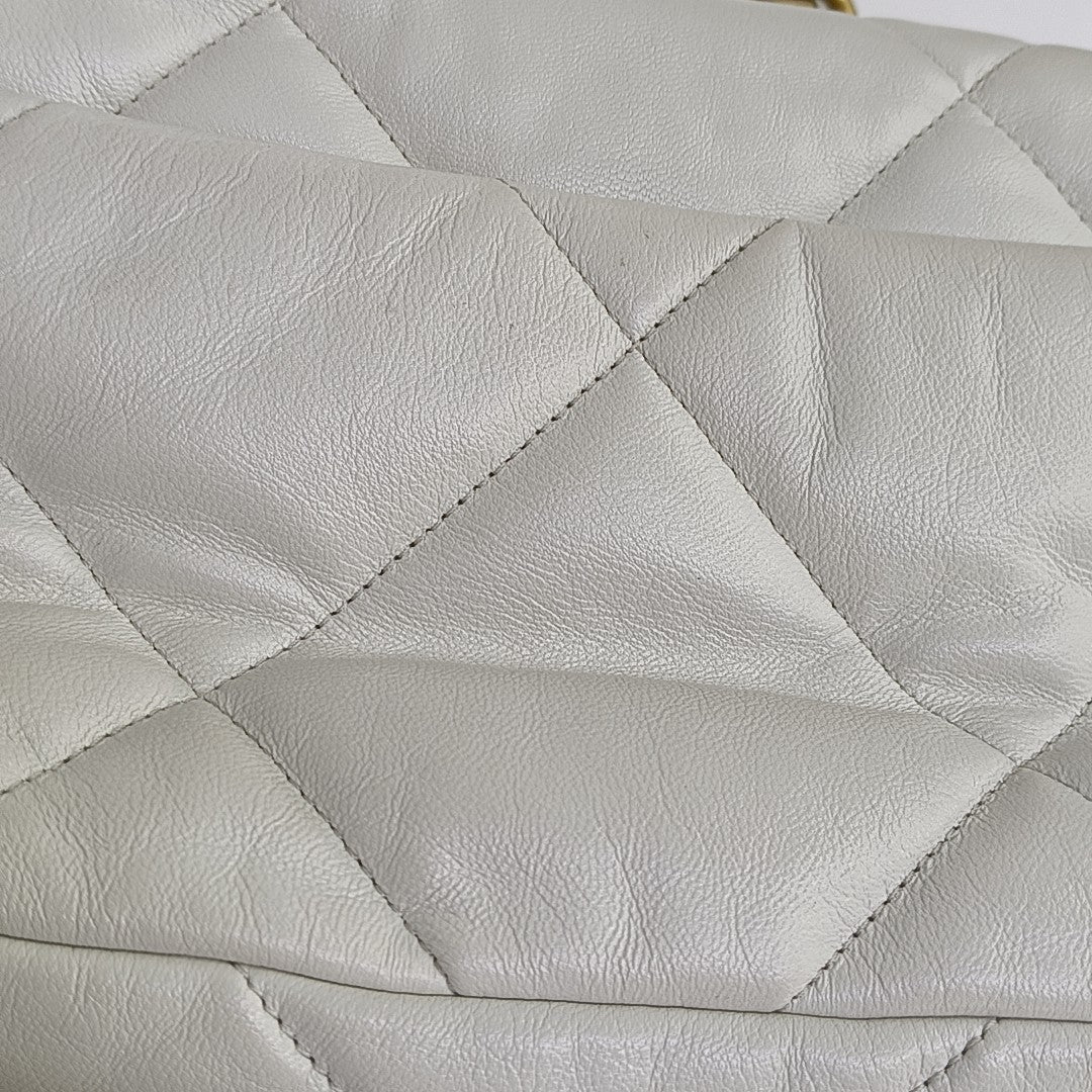 CHANEL 19 Small Quilted Lambskin White
