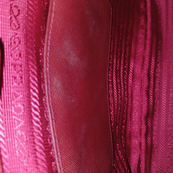 Galleria Extra Large Saffiano Calfskin Red