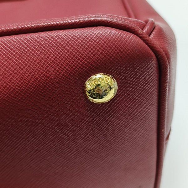 Galleria Extra Large Saffiano Calfskin Red