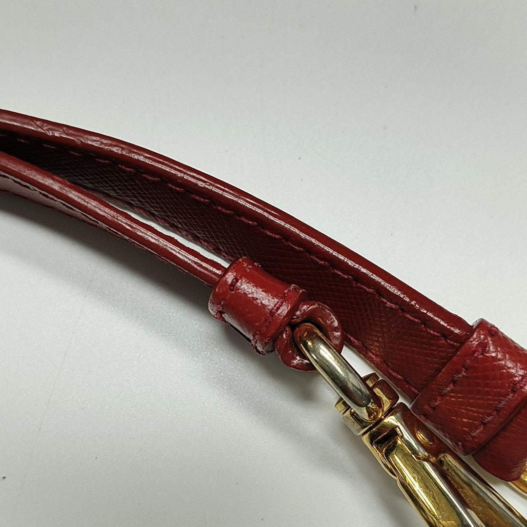 Galleria Extra Large Saffiano Calfskin Red