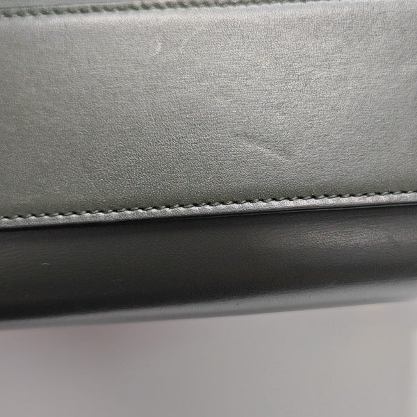 MANHATTAN Medium Calfskin Green