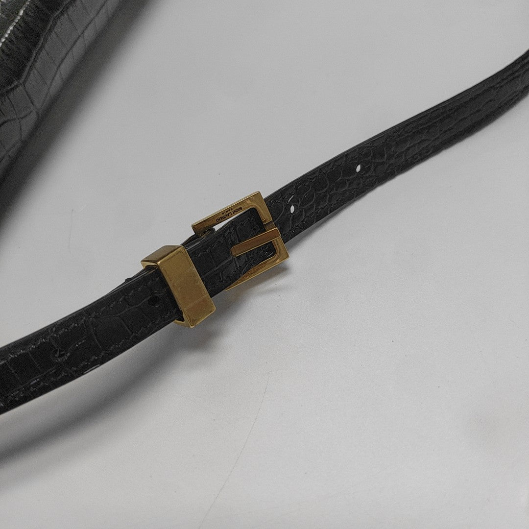 MANHATTAN Small Calfskin Black
