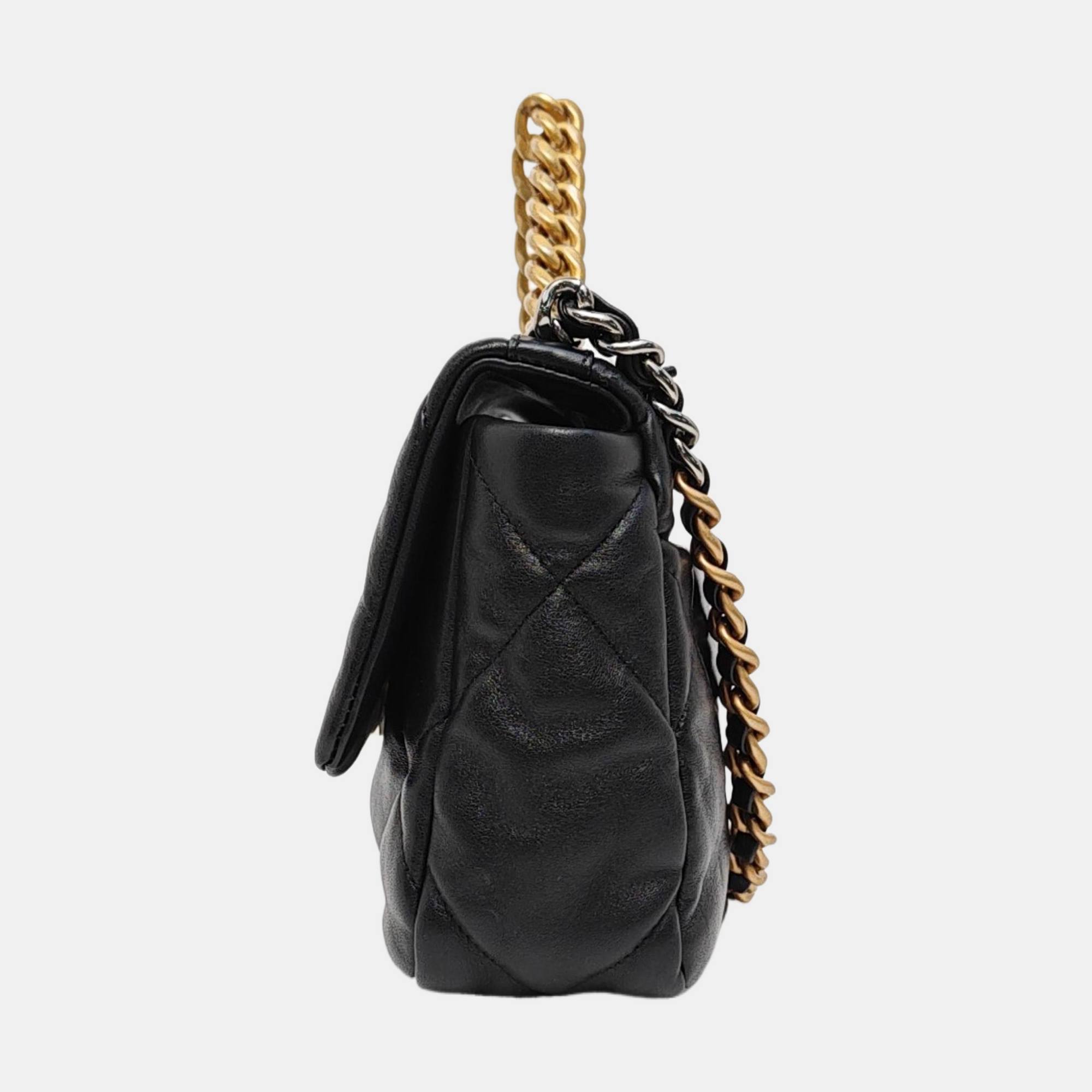 CHANEL 19 Small Quilted Lambskin Black