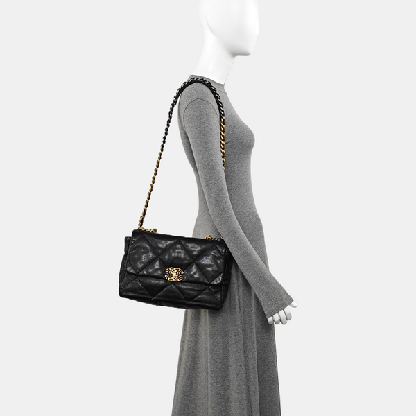 CHANEL 19 Large Quilted Lambskin Black