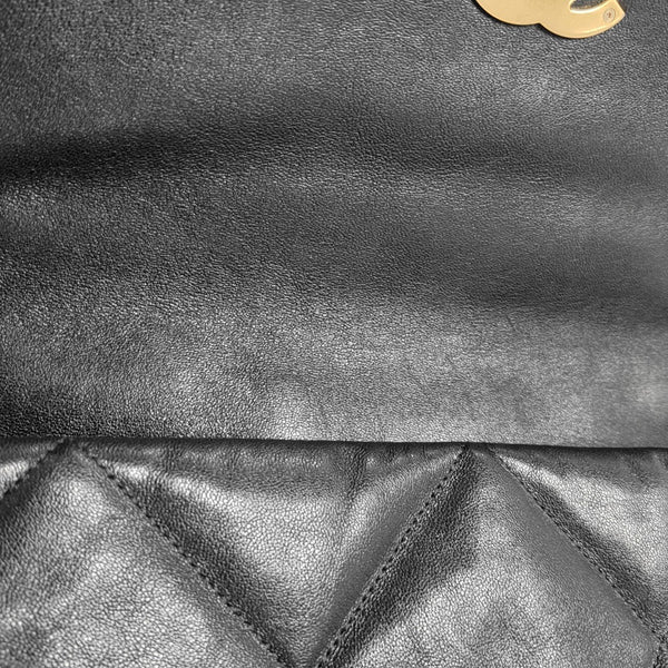 CHANEL 19 Large Quilted Lambskin Black