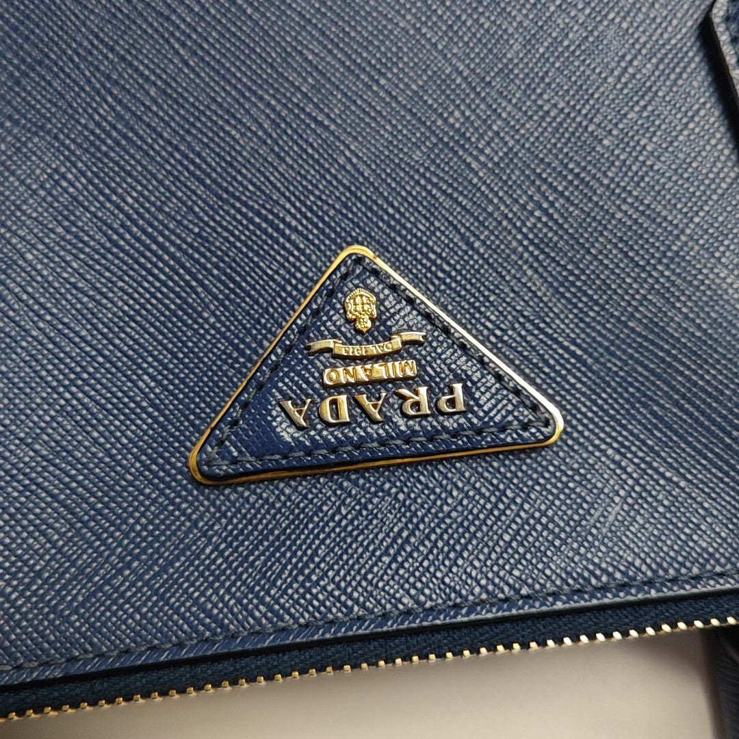 Galleria Large Saffiano Calfskin Blue