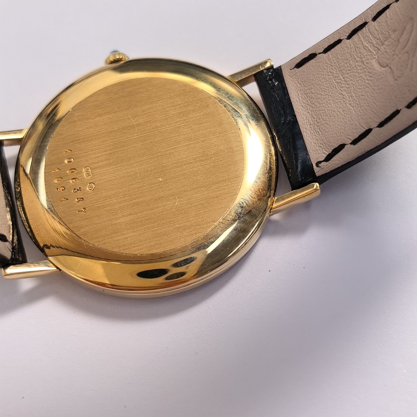 31.8mm White Quartz Watch