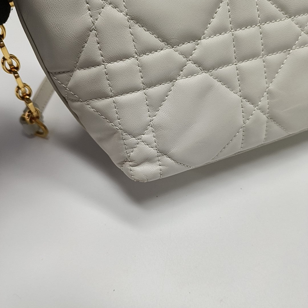 Diortravel Nomad Cannage Calfskin White