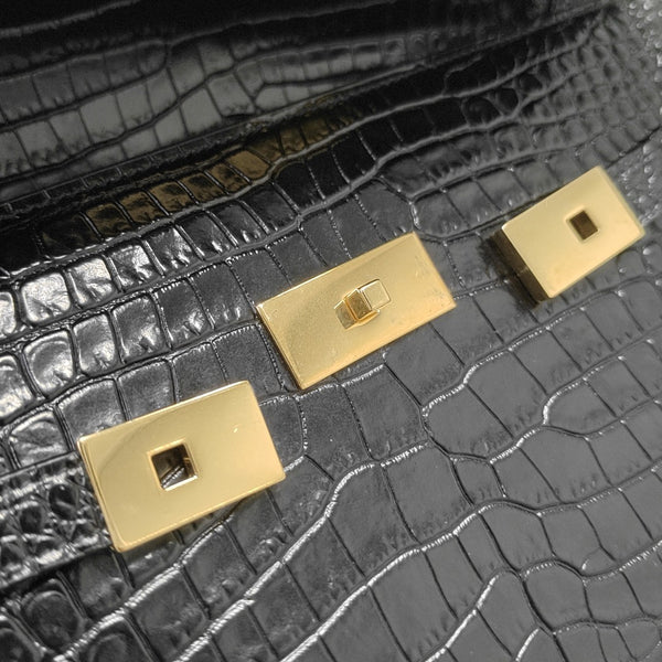 MANHATTAN Calfskin Black