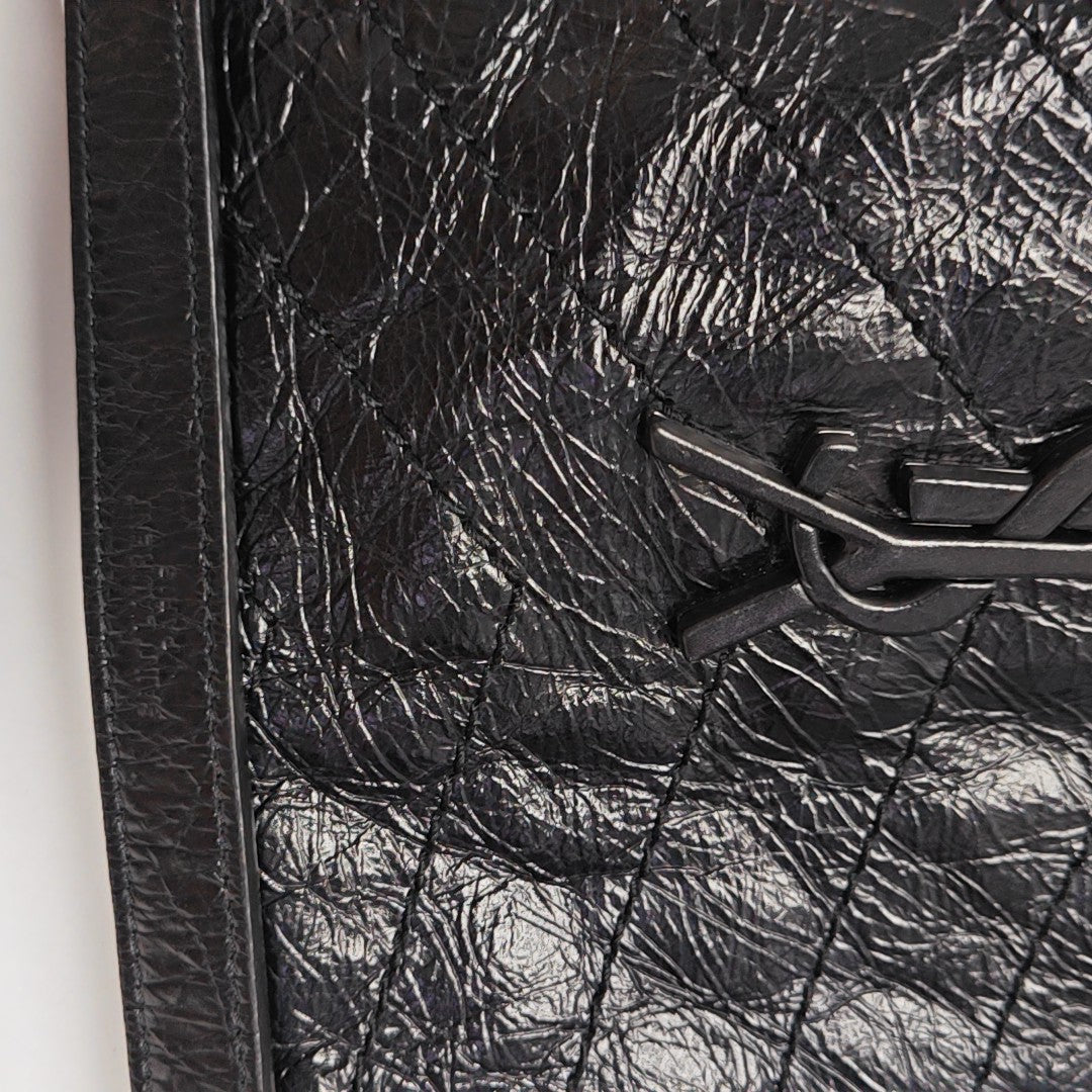 NIKI Medium Chevron Calfskin Black