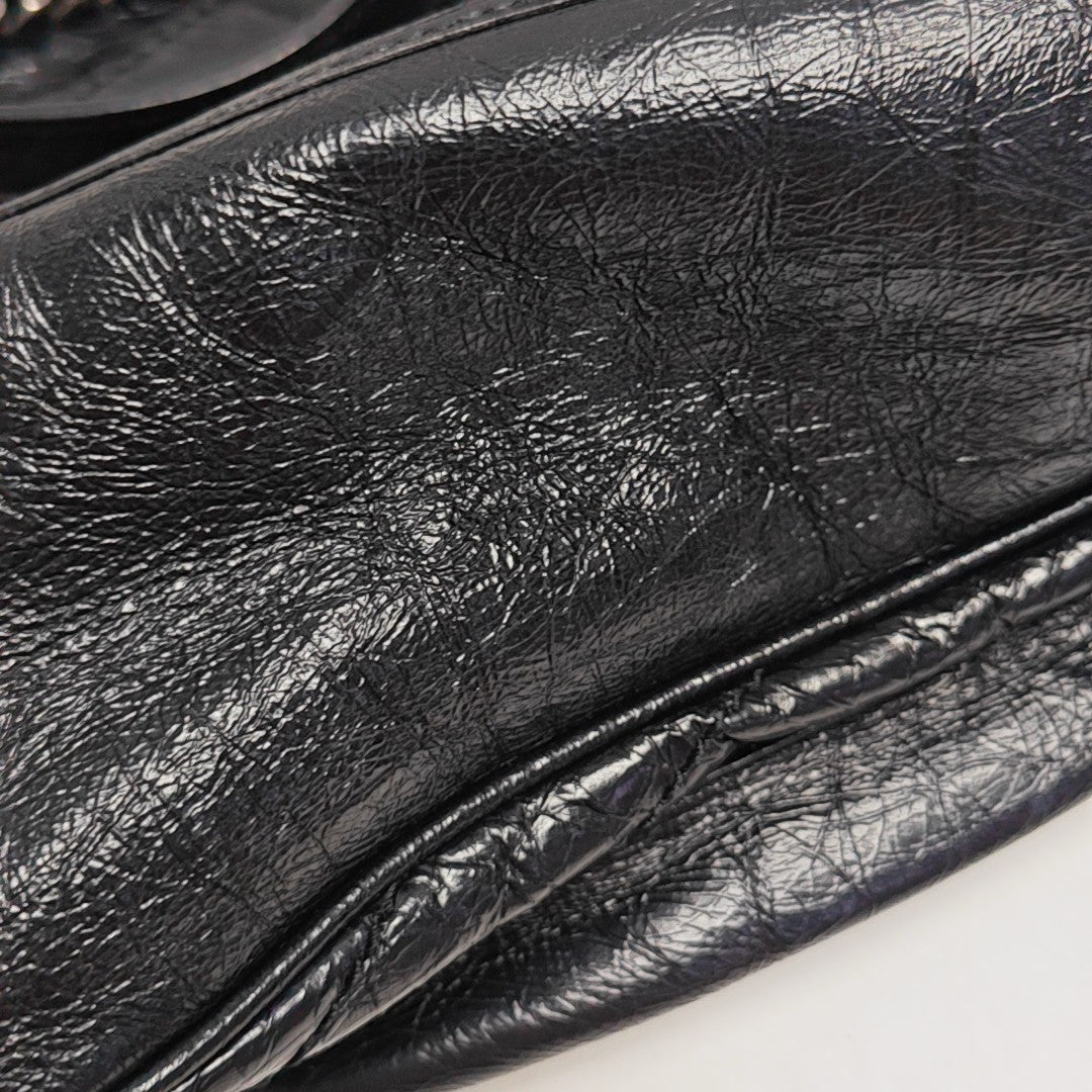 NIKI Medium Chevron Calfskin Black