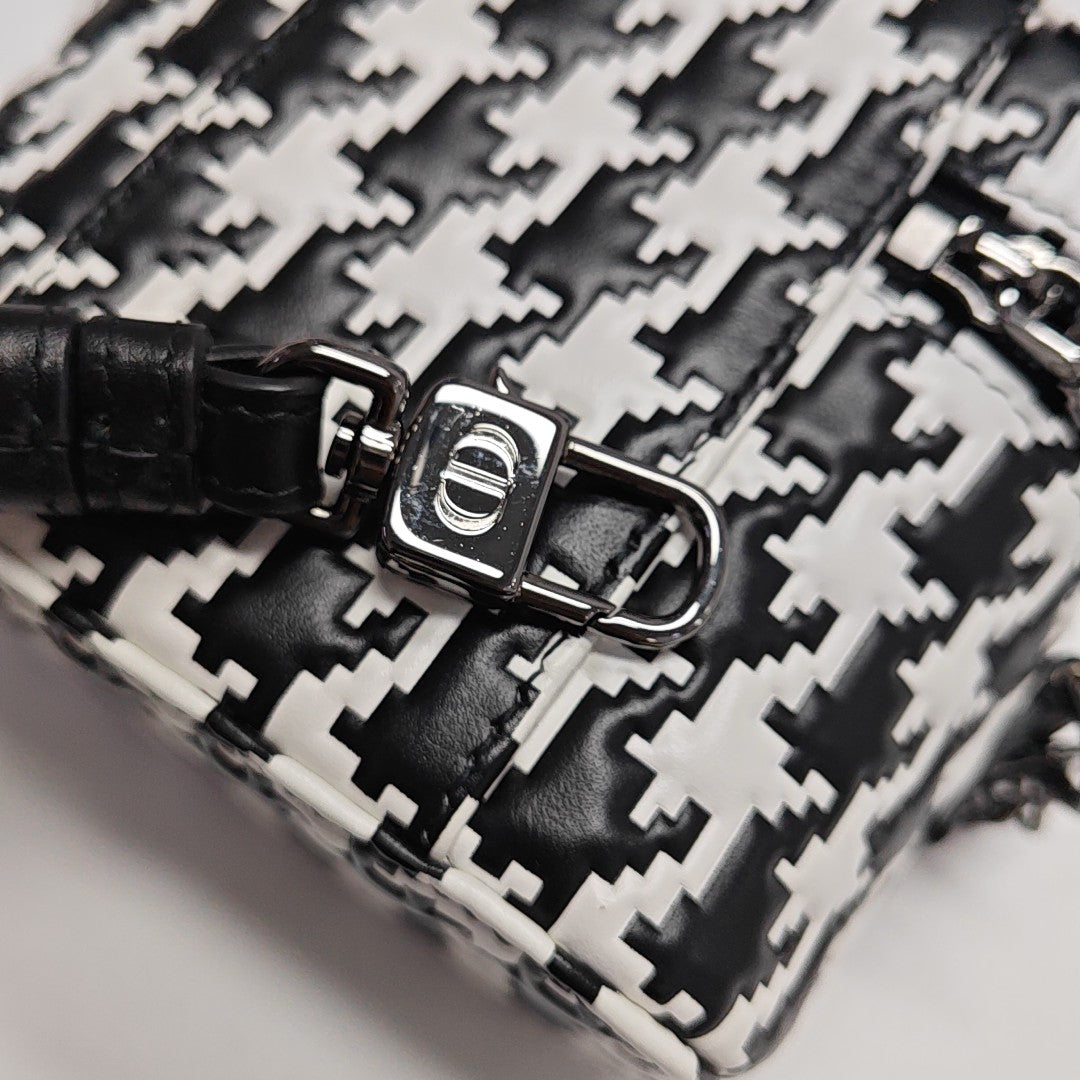 Vanity Lady Dior Super Mini Calfskin Black