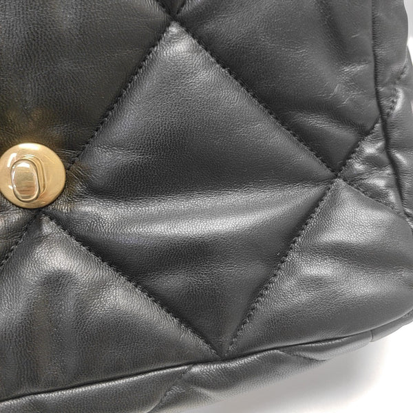 CHANEL 19 Small Quilted Lambskin Black