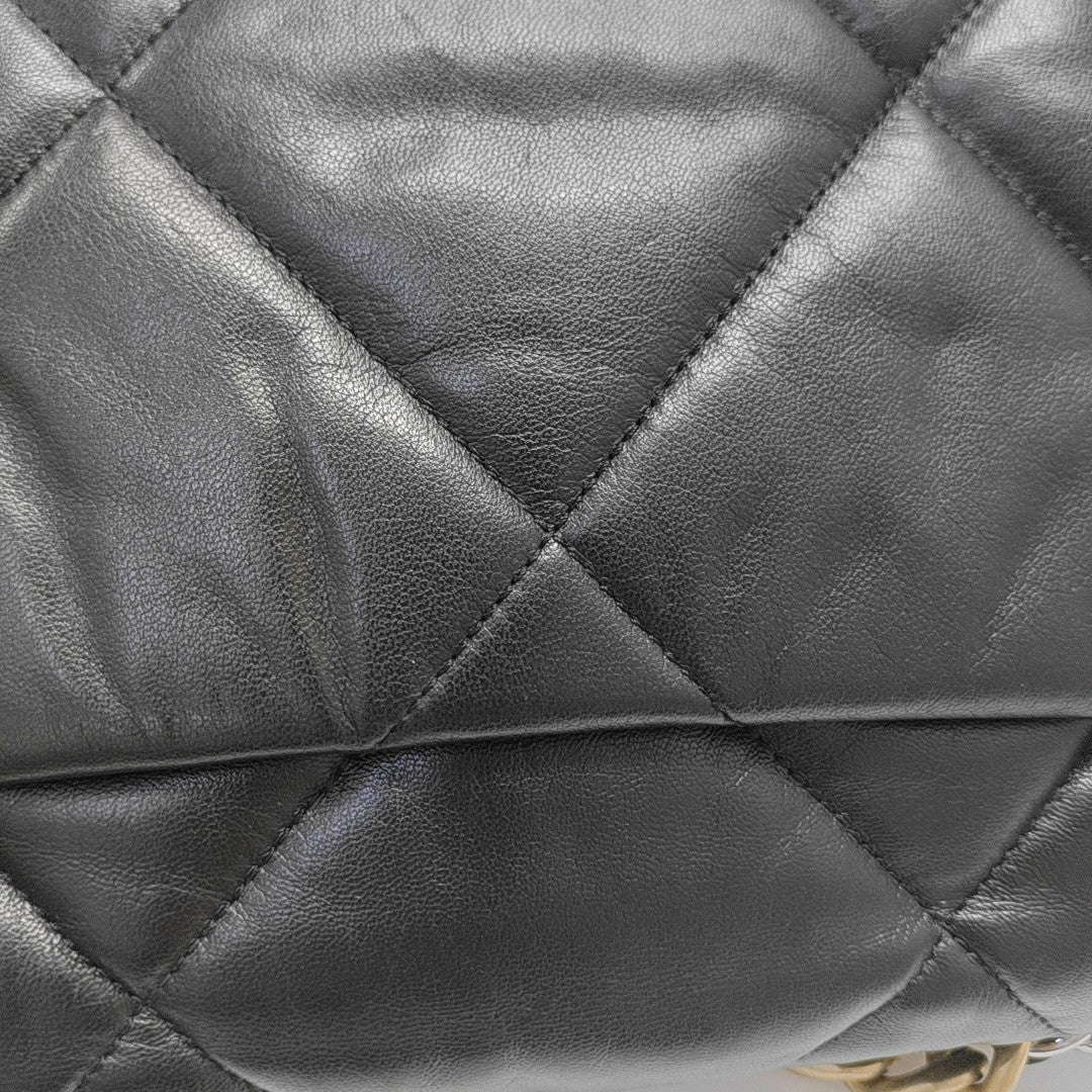 CHANEL 19 Small Quilted Lambskin Black