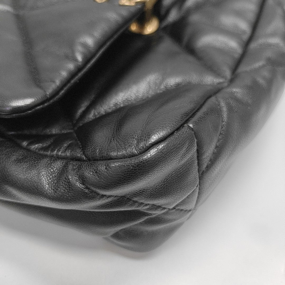 CHANEL 19 Small Quilted Lambskin Black