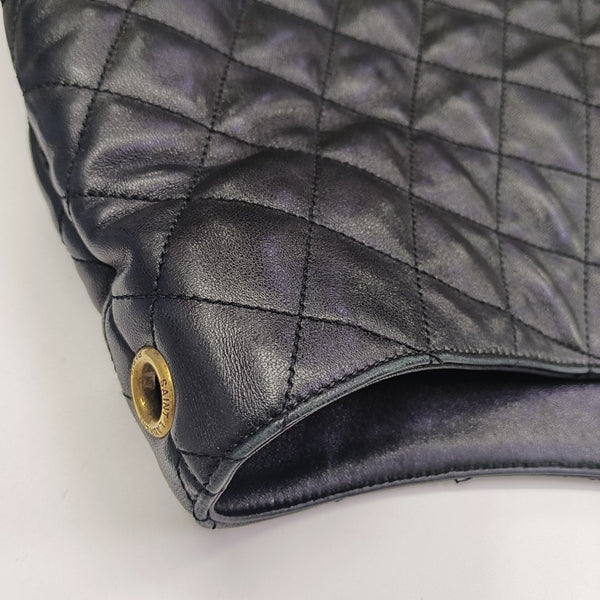 ICARE Extra Large Quilted Lambskin Black