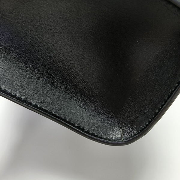 MANHATTAN Medium Calfskin Black