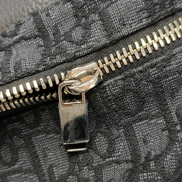 Rider Oblique Canvas Black