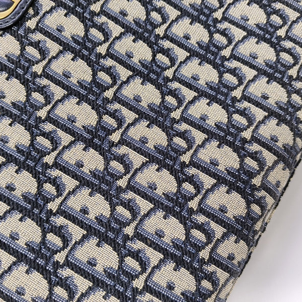 30 Montaigne East-West Oblique Canvas Blue